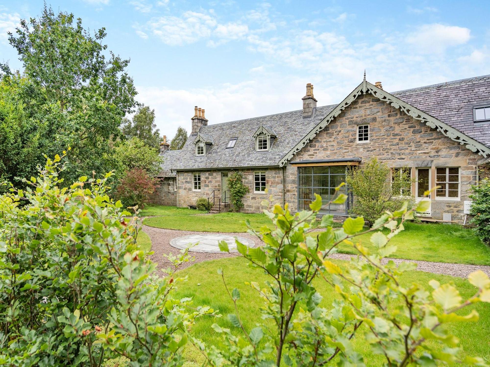 Uk47811 - Baillies Cottage Kinloch Rannoch Room photo